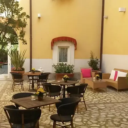 Hotel San Leucio